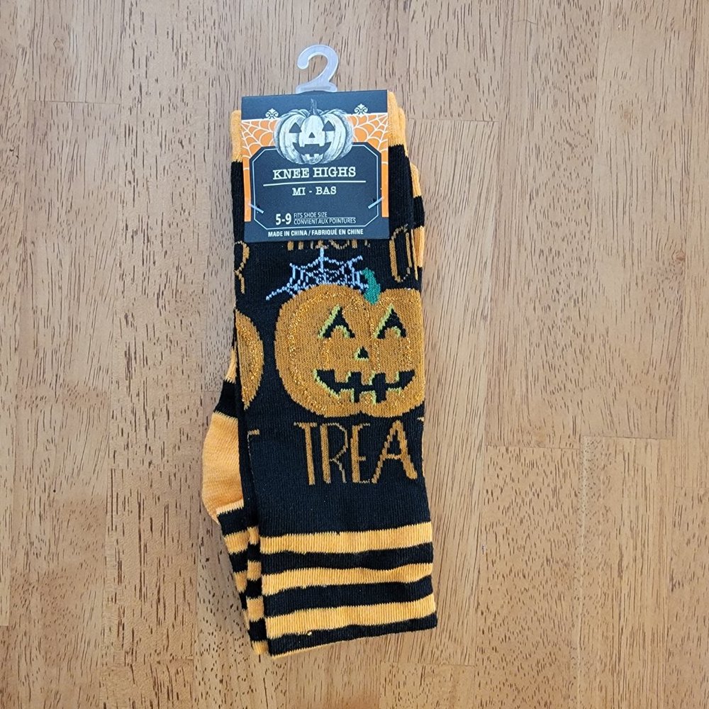 Halloween Socks - Picture 4 of 7